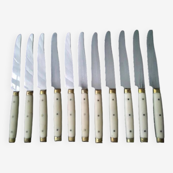 10 Vintage Bakelite, brass and stainless steel cheese knives