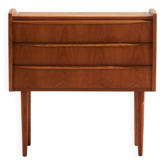 MK10635 Restored oak nightstand