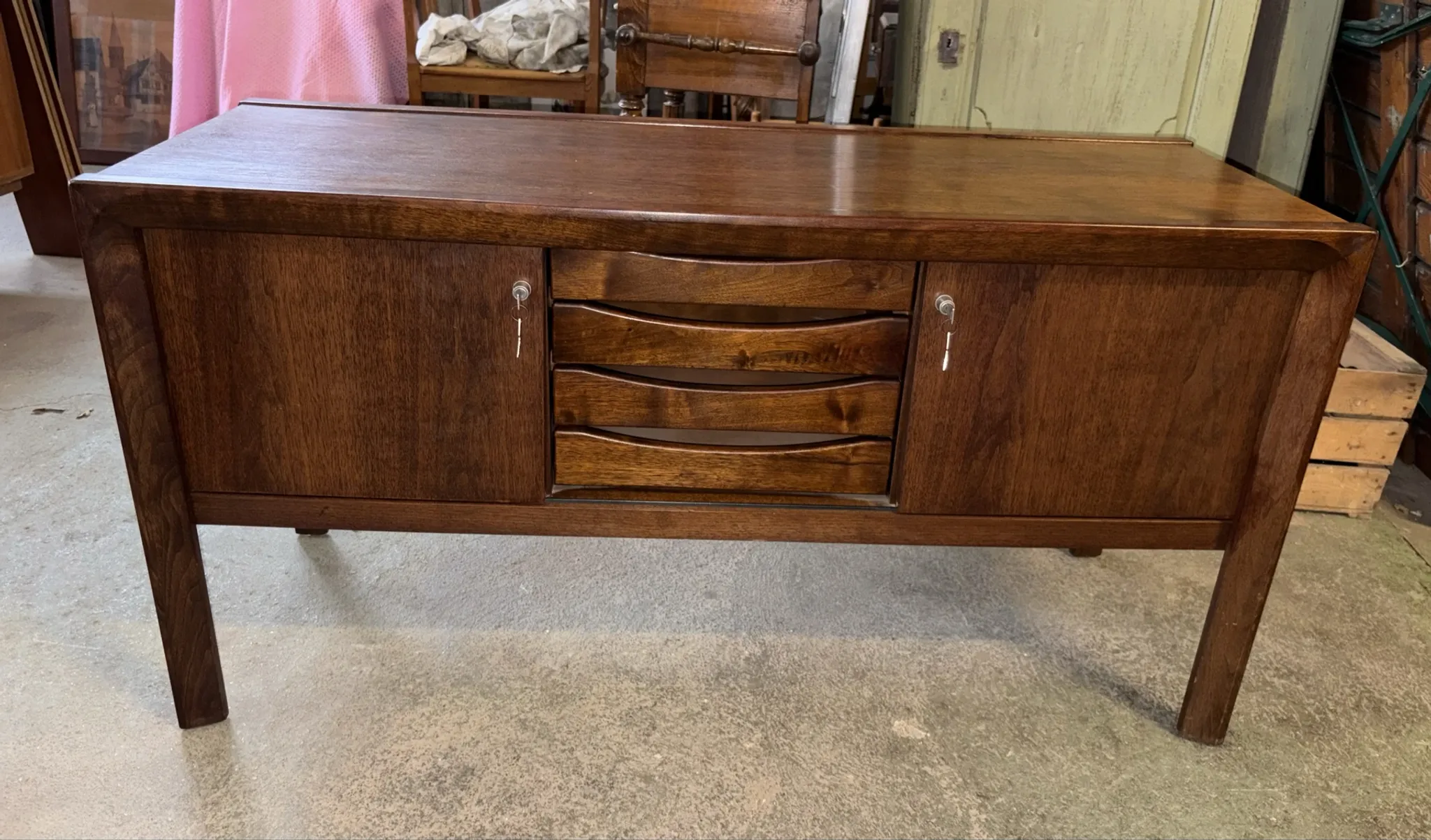 Enfilade en bois