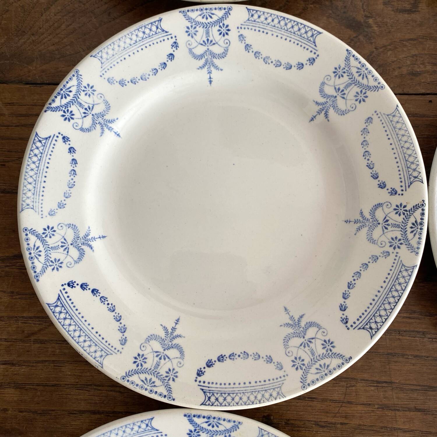 Colonial ironstone dessert plates Moulin des Loups