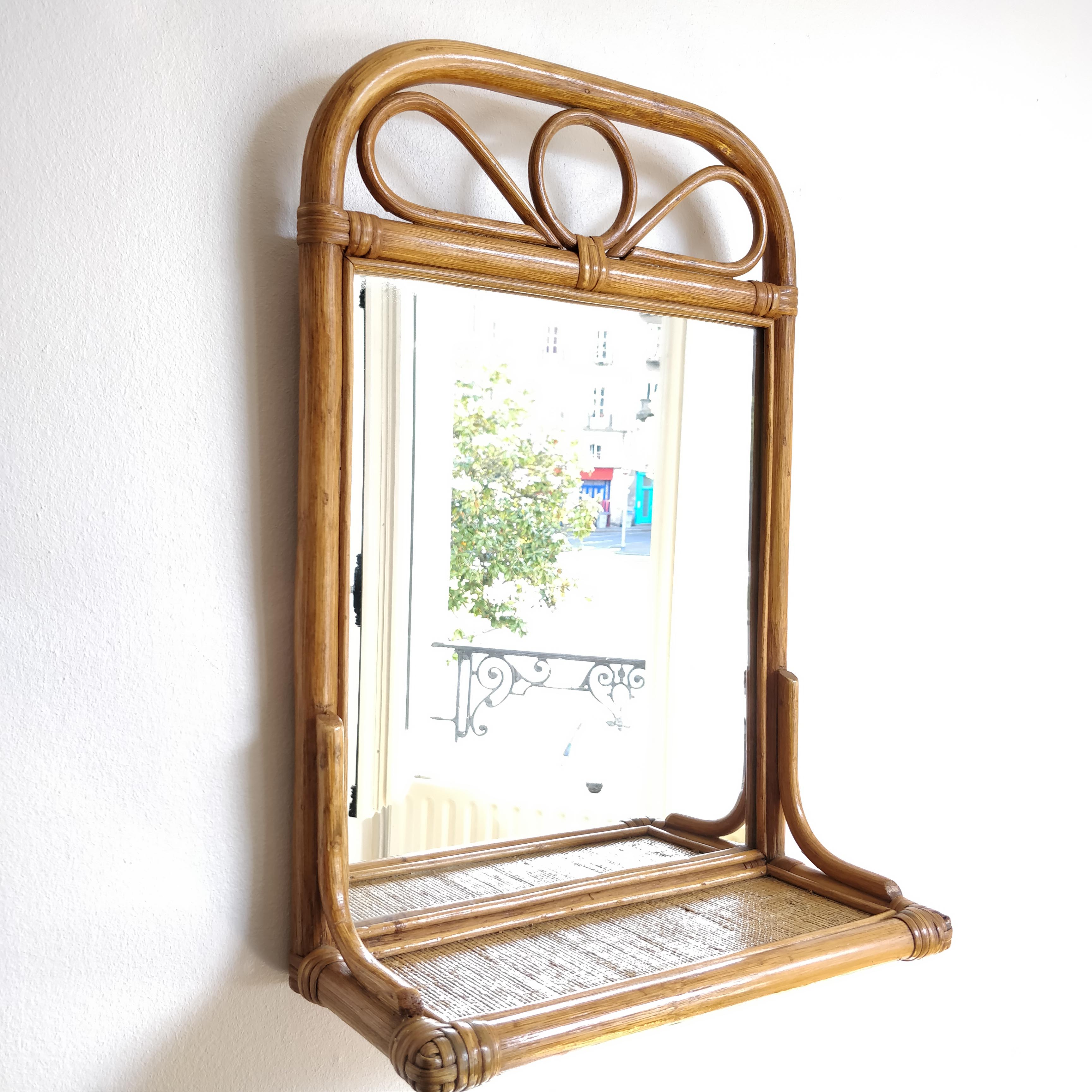 Rattan shelf mirror