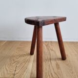 Shepherd tripod stool