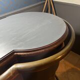 Bar, comptoir en bois peint