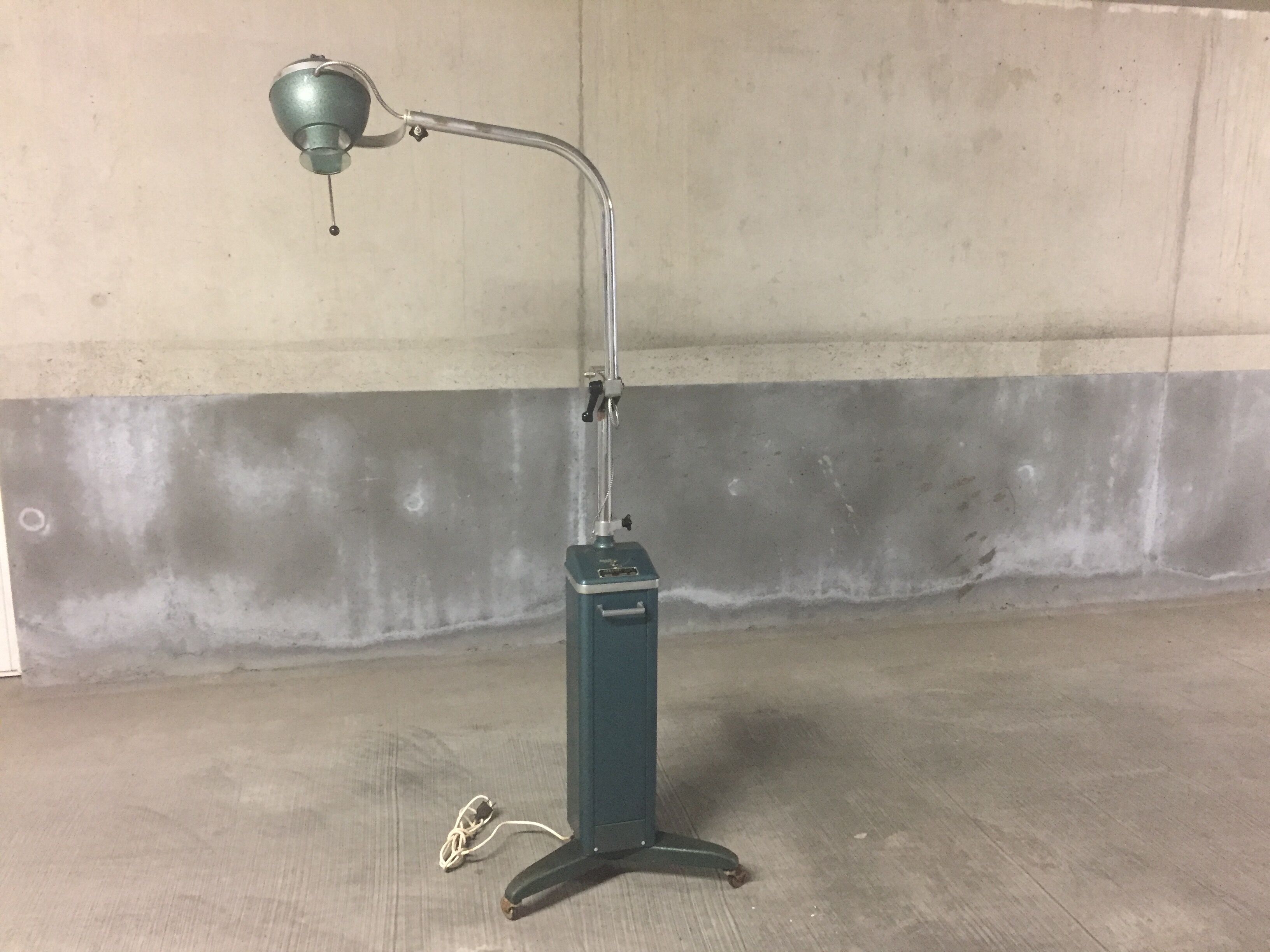 Industrial floor lamp 1940