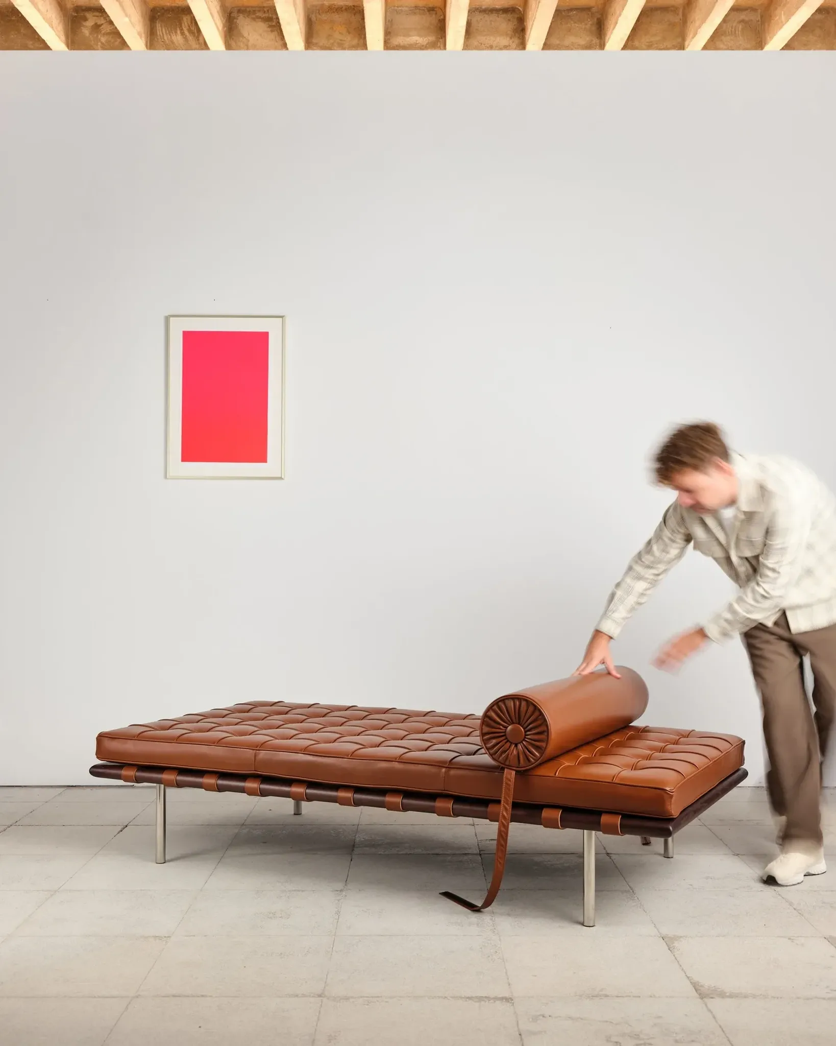 Meridian Barcelona in leather by Mies van der Rohe, Knoll International
