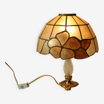 Lampe de table faite à la main du milieu du siècle, style Tiffany, en nacre, verre et métal, vintage
