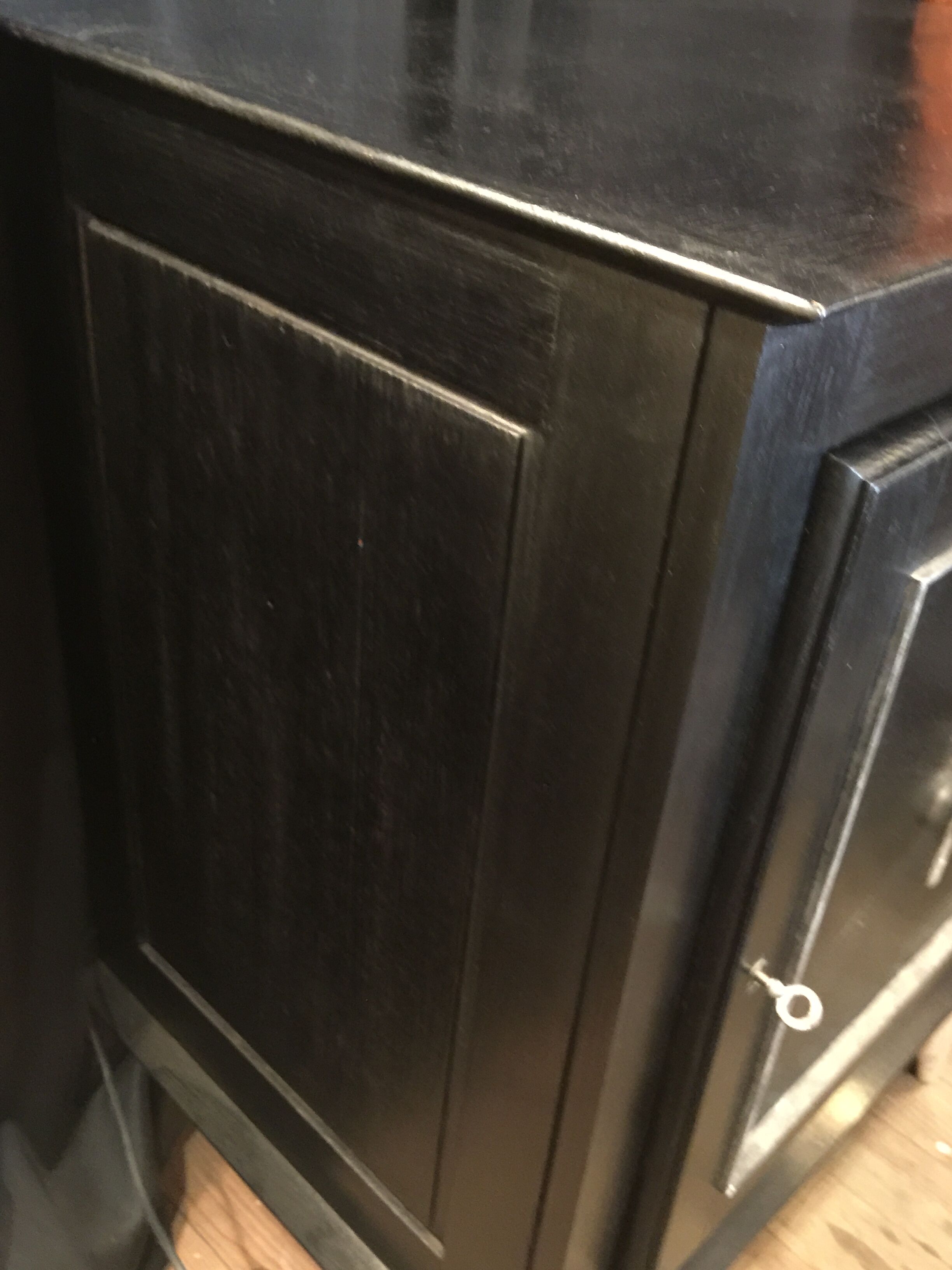 Furniture at the height of support of the 1940s