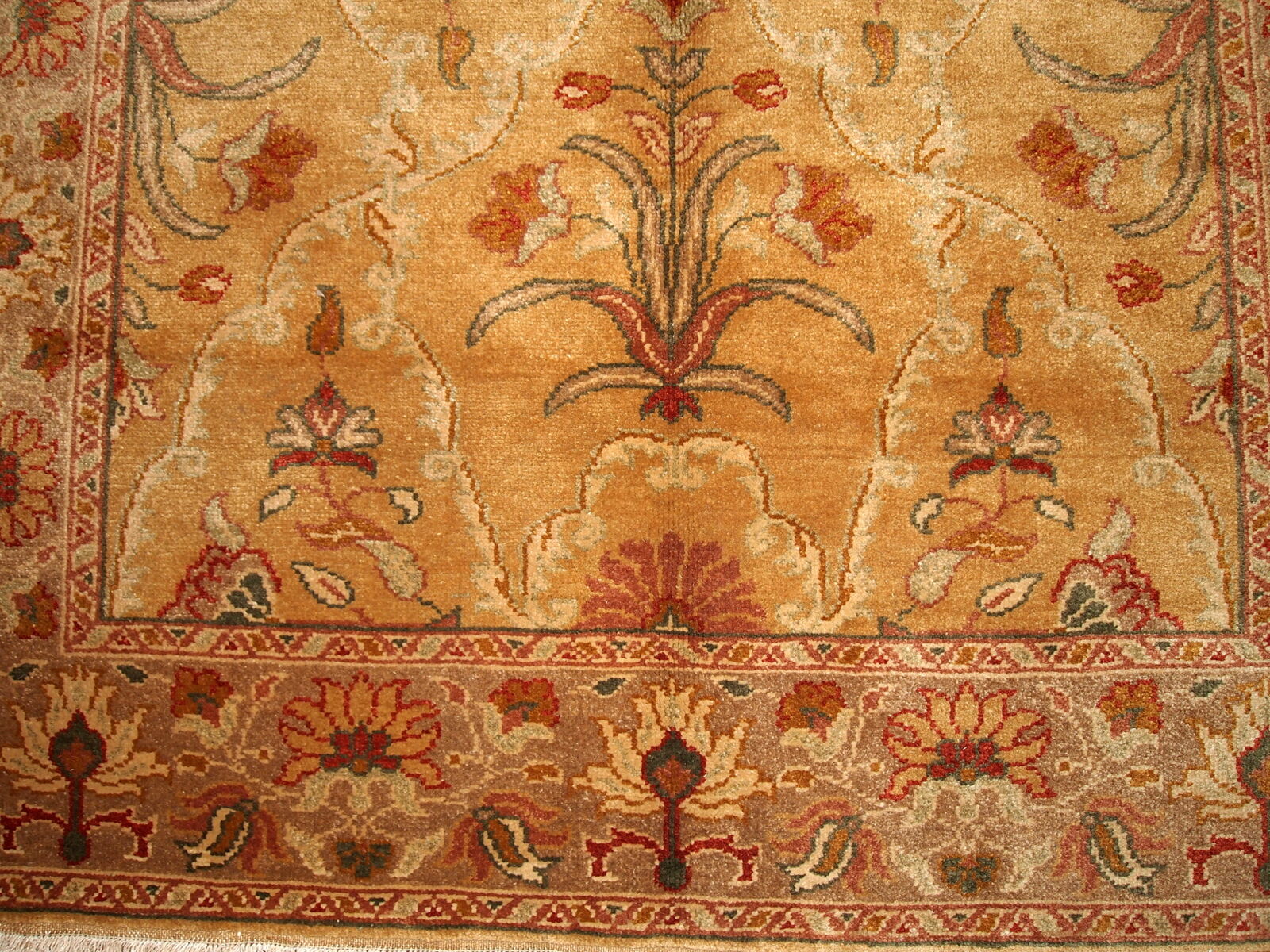 122cm x 183cm hand made Turkish carpets