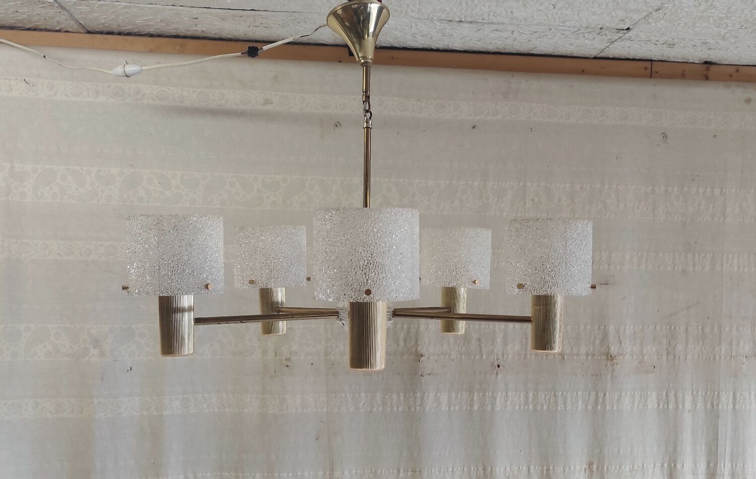 Brass and perspex chandelier with 5 lights - 1960s/70s