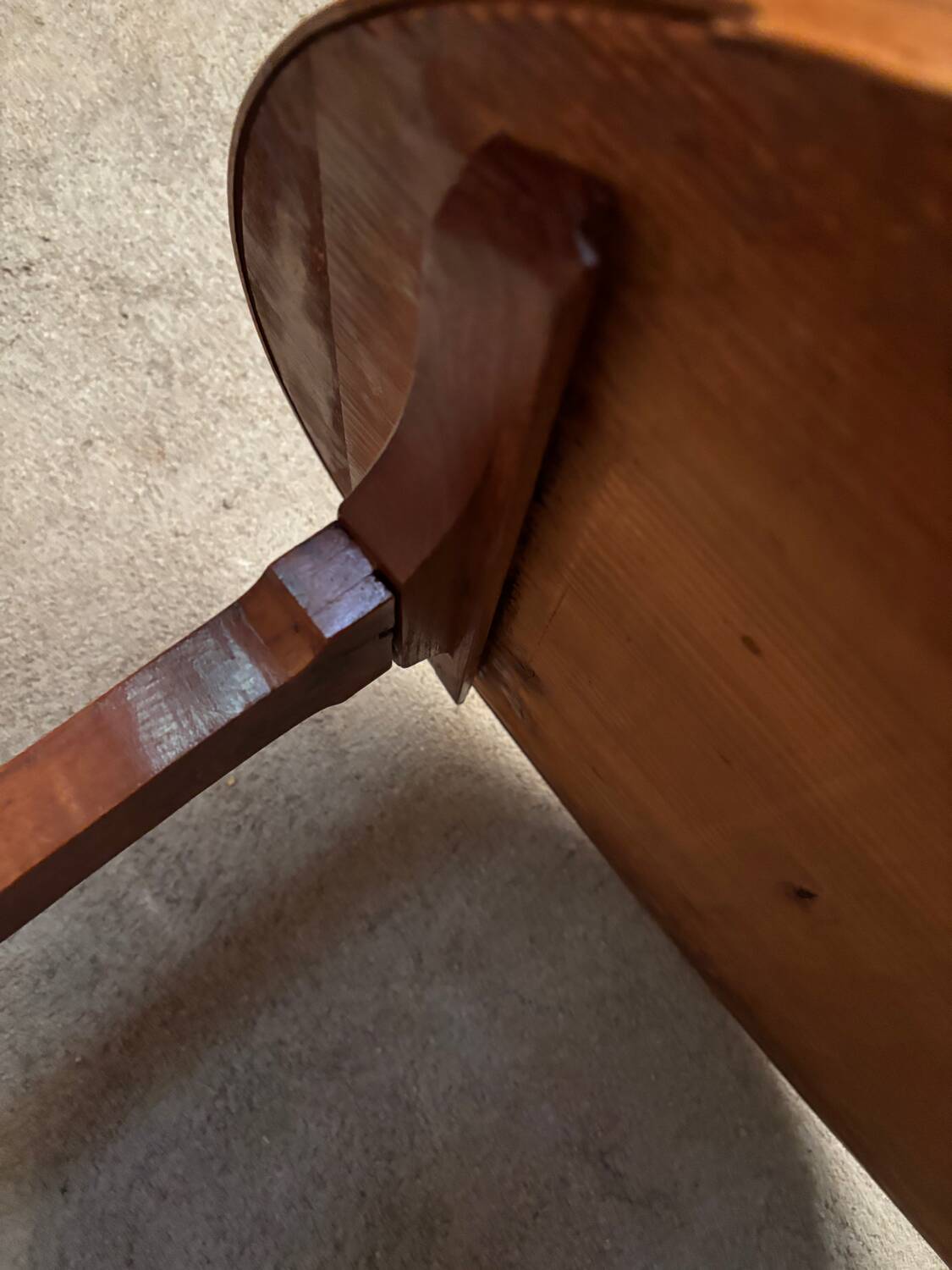 Cherry wood pedestal table