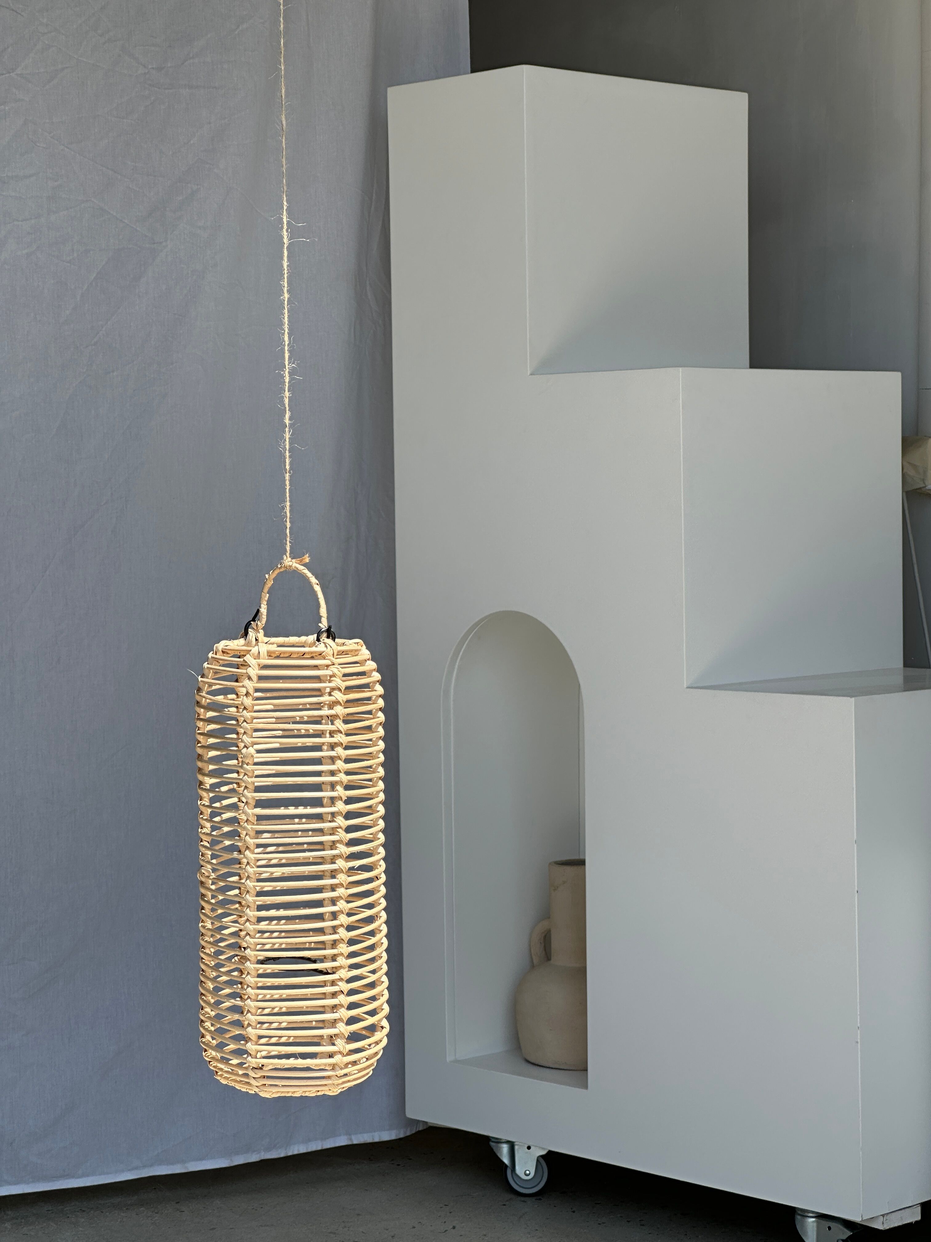 Small lantern-shaped rattan suspension H35 D15