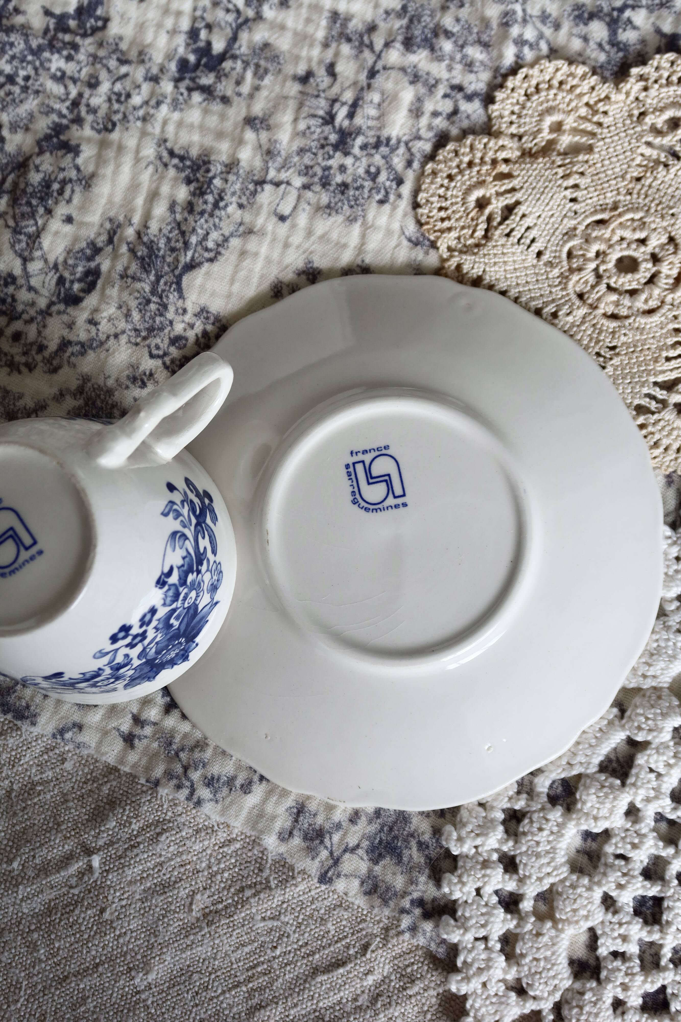 Vintage Sarreguemines cup & saucer – White earthenware with blue floral decoration
