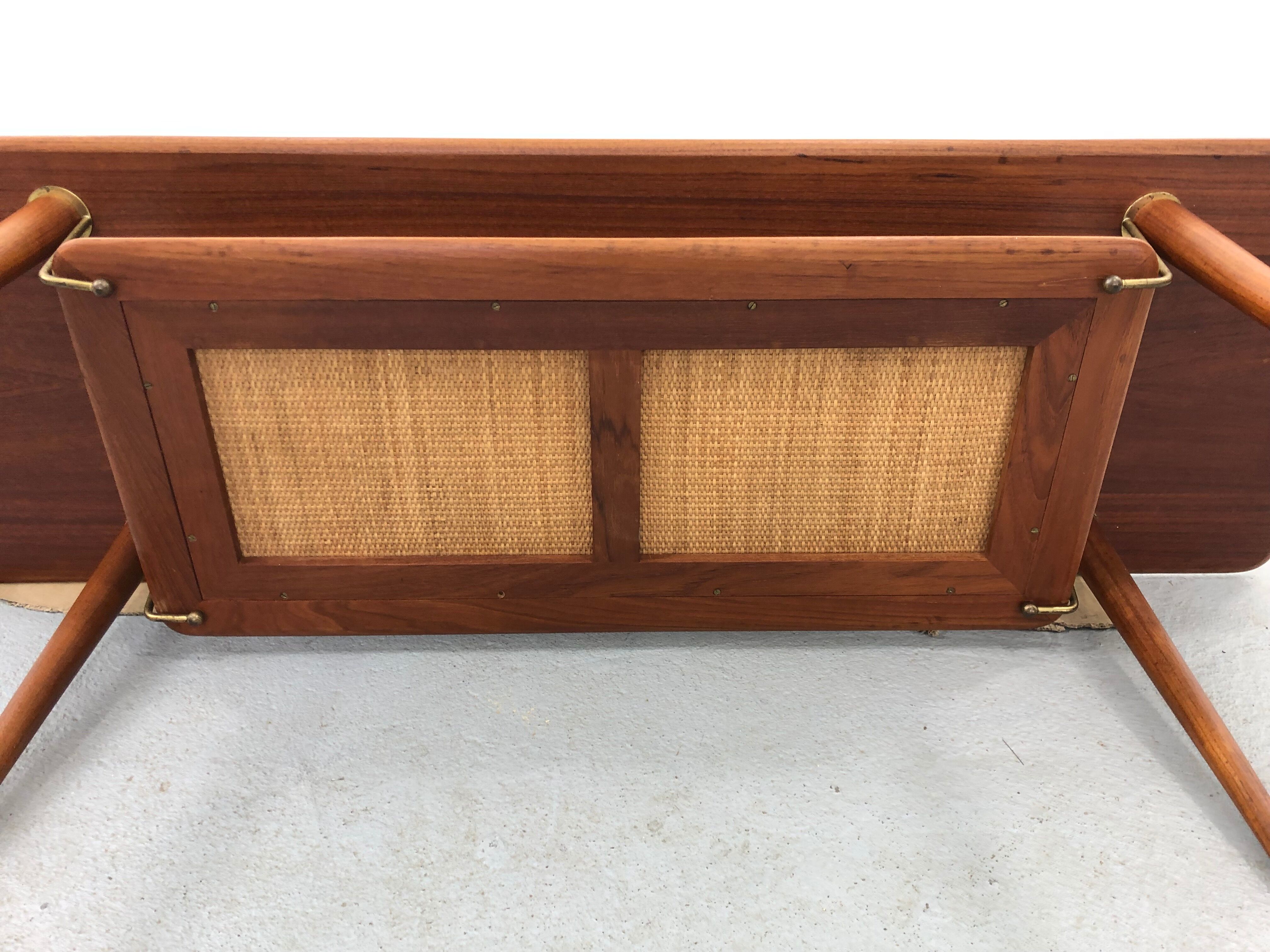 FD 516 coffee table by Peter Hvidt & Orla Mølgaard-Nielsen for France & Son, Denmark, 1960s