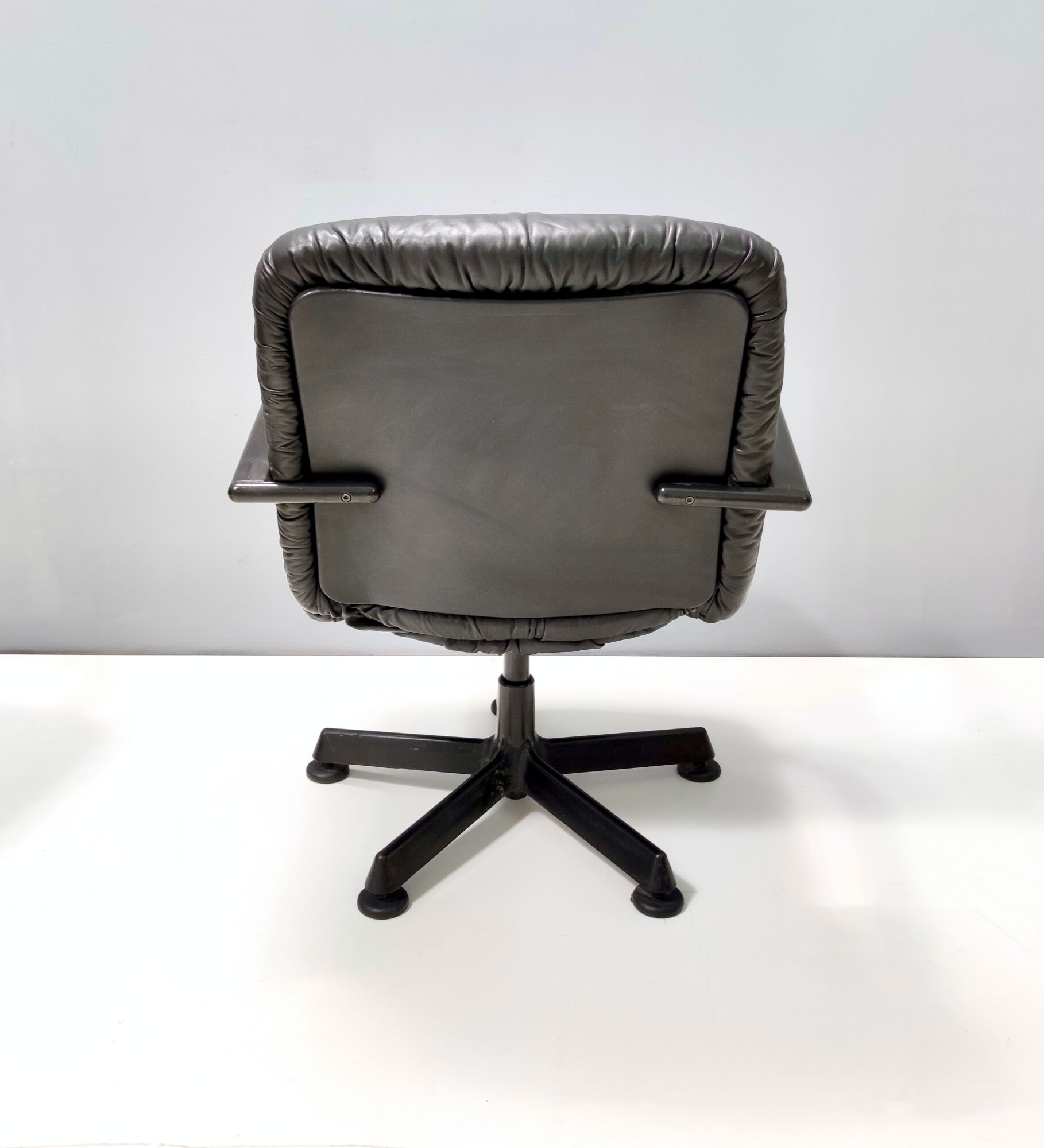 Postmodern Black Leather Office Chair by Vico Magistretti for ICF Design, 1978