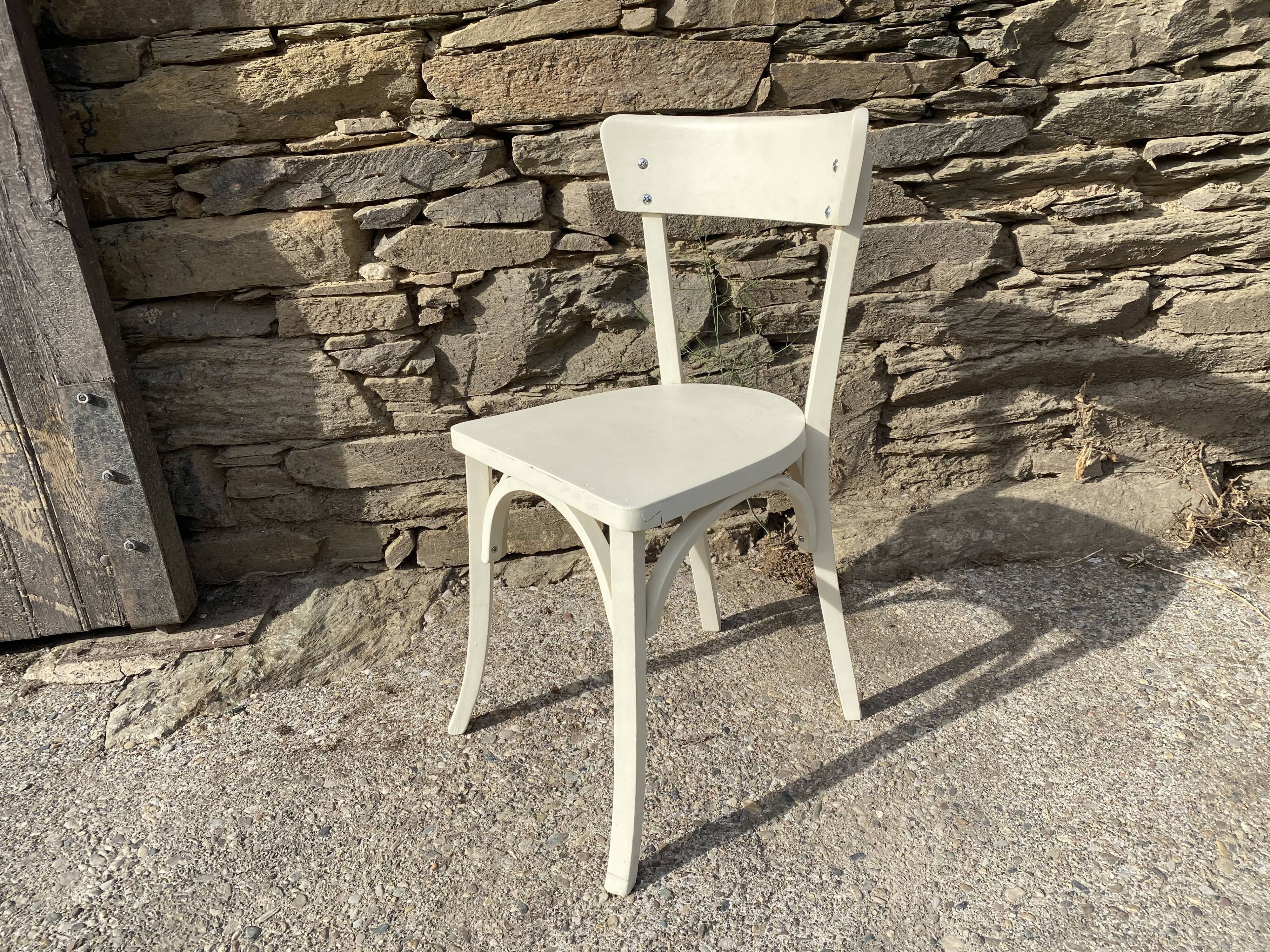 The Baumann Bistrot chair in beech and plywood