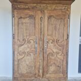 Armoire d'époque Louis XV 18éme en chêne et noyer massif Aérogommer