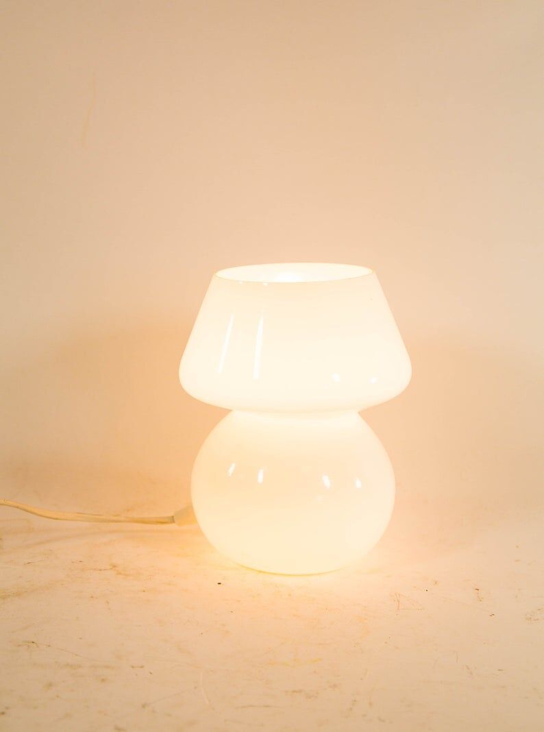 Classic mushroom lamp opaline glass white 80s