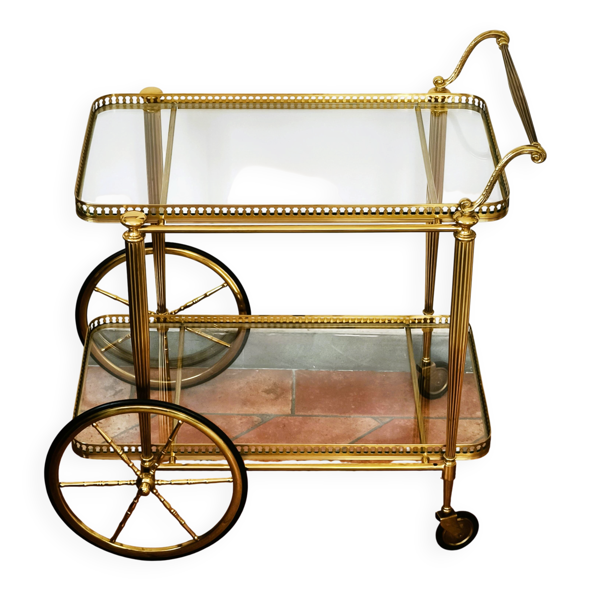Rolling bar cart in brass and glass, mid-century, Italy