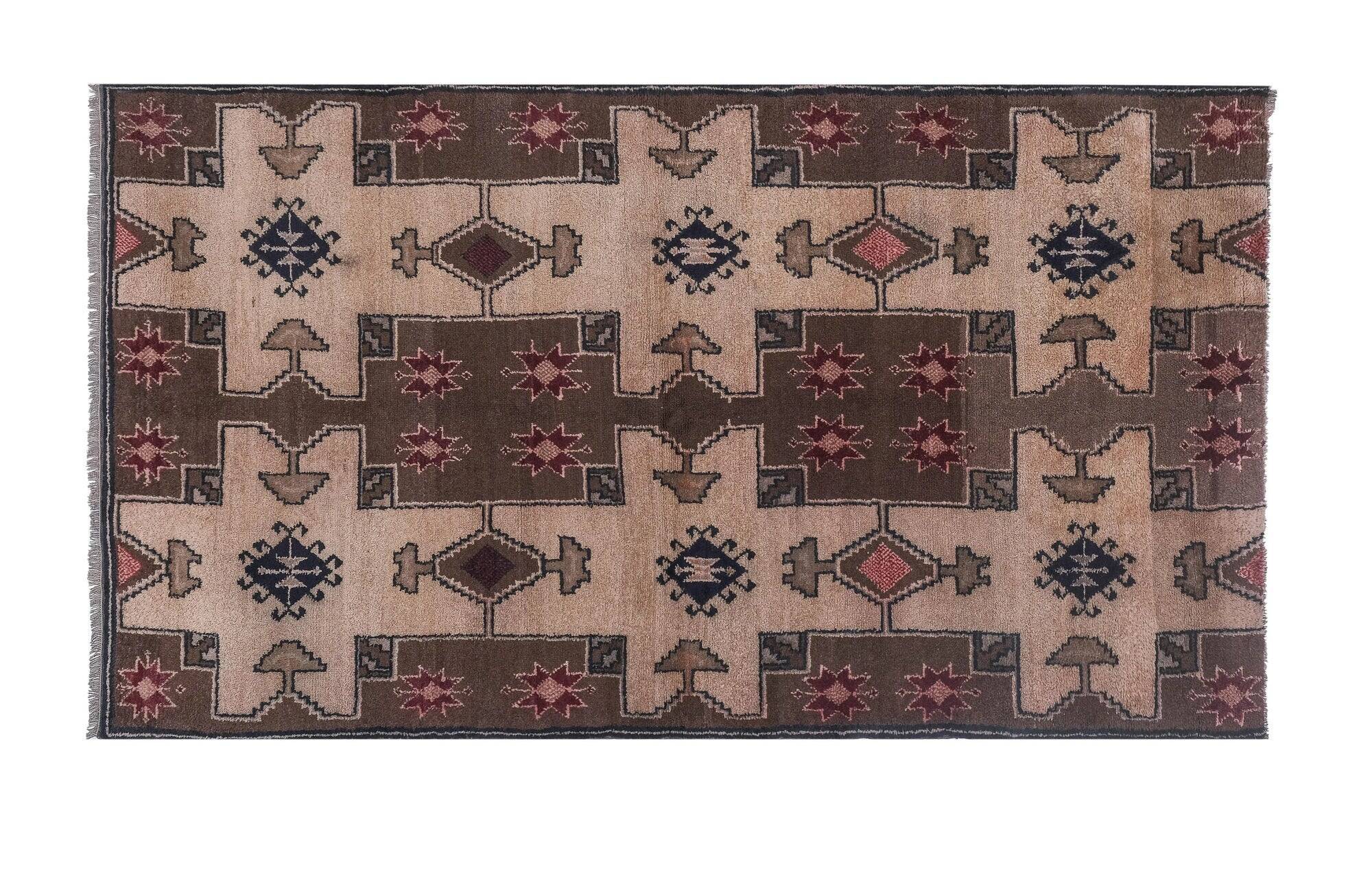 Vintage Turkish rug handmade 138x244 cm