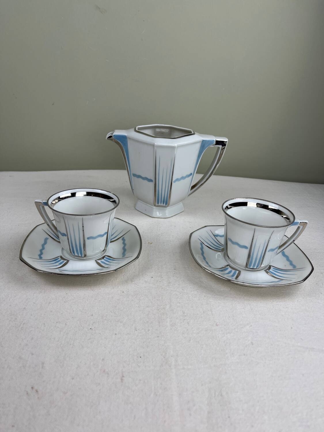 Art Deco cups