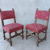 Paire de chaises Louis XIII en noyer
