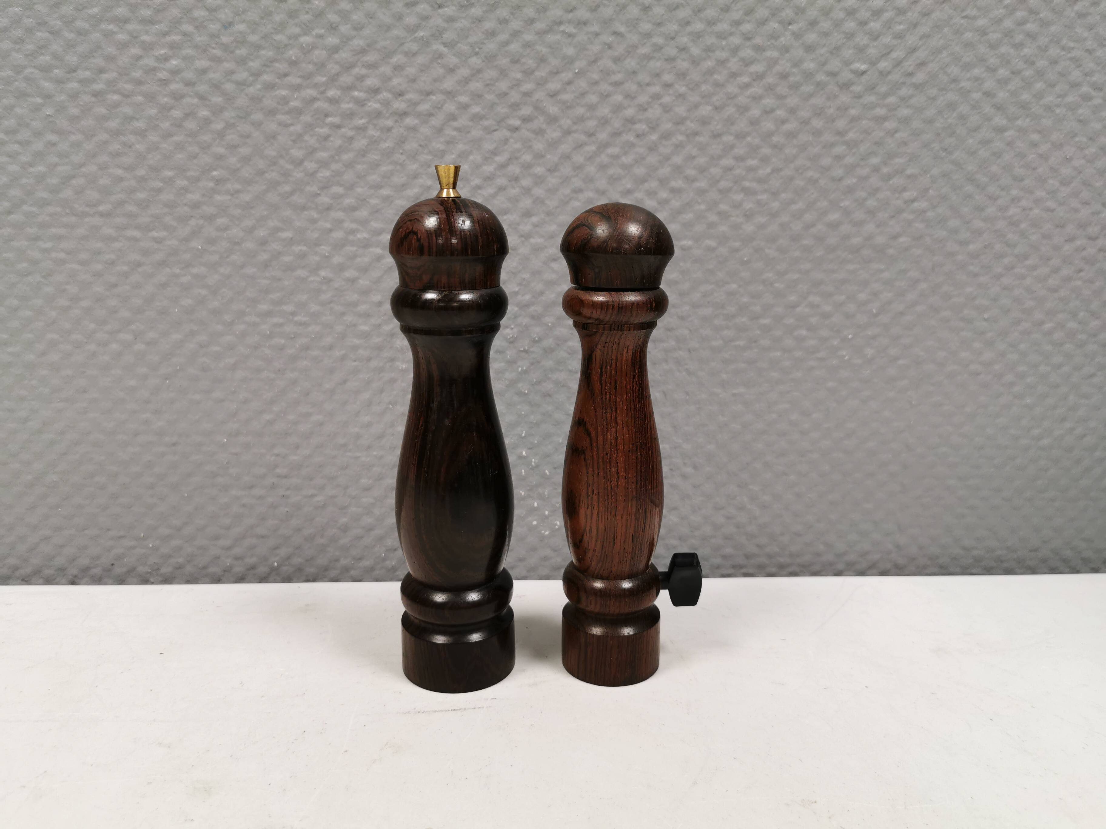 Very beautiful set of salt and pepper mills Denmark 1960s