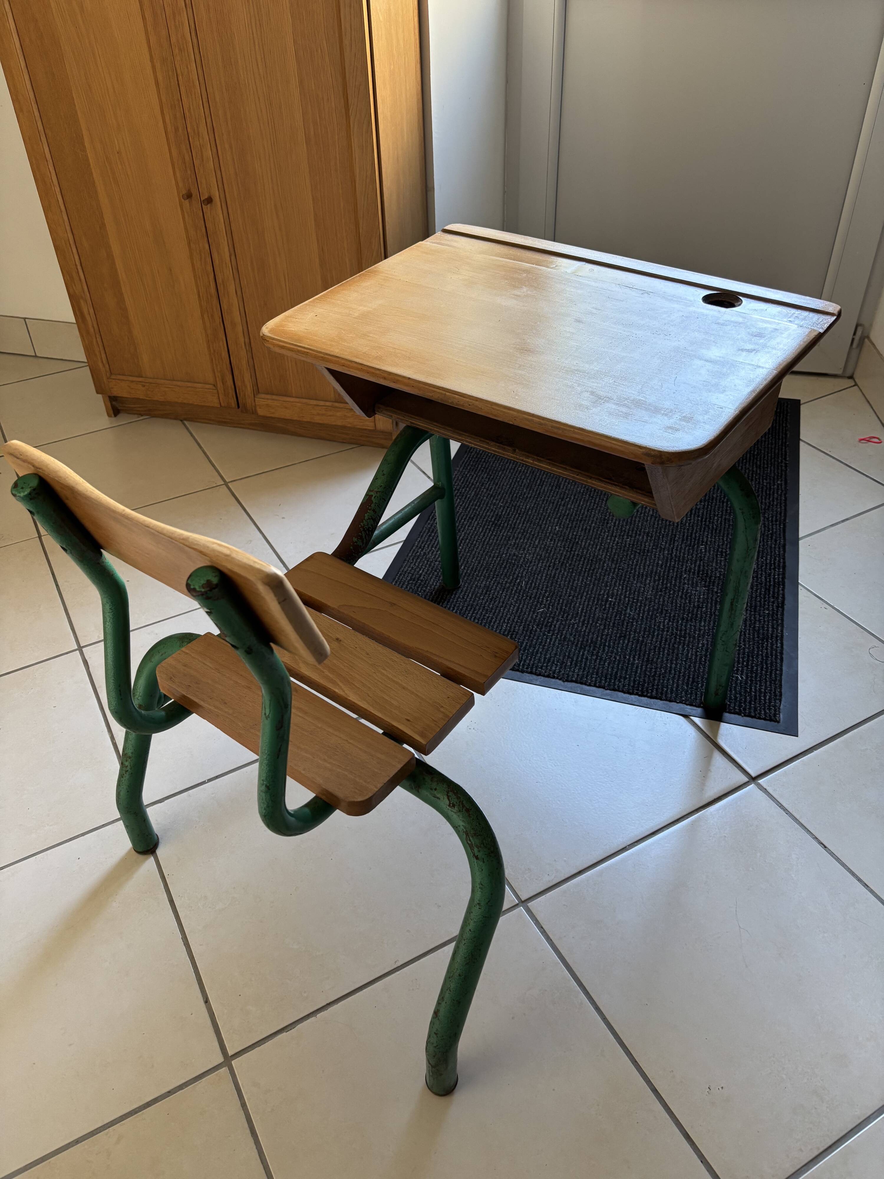 School desk