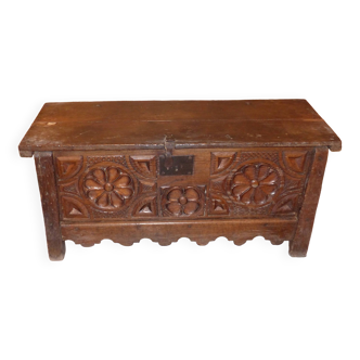 Old sulpture wooden chest
