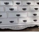 Ensemble commode/grainetier et ses lampes a poser