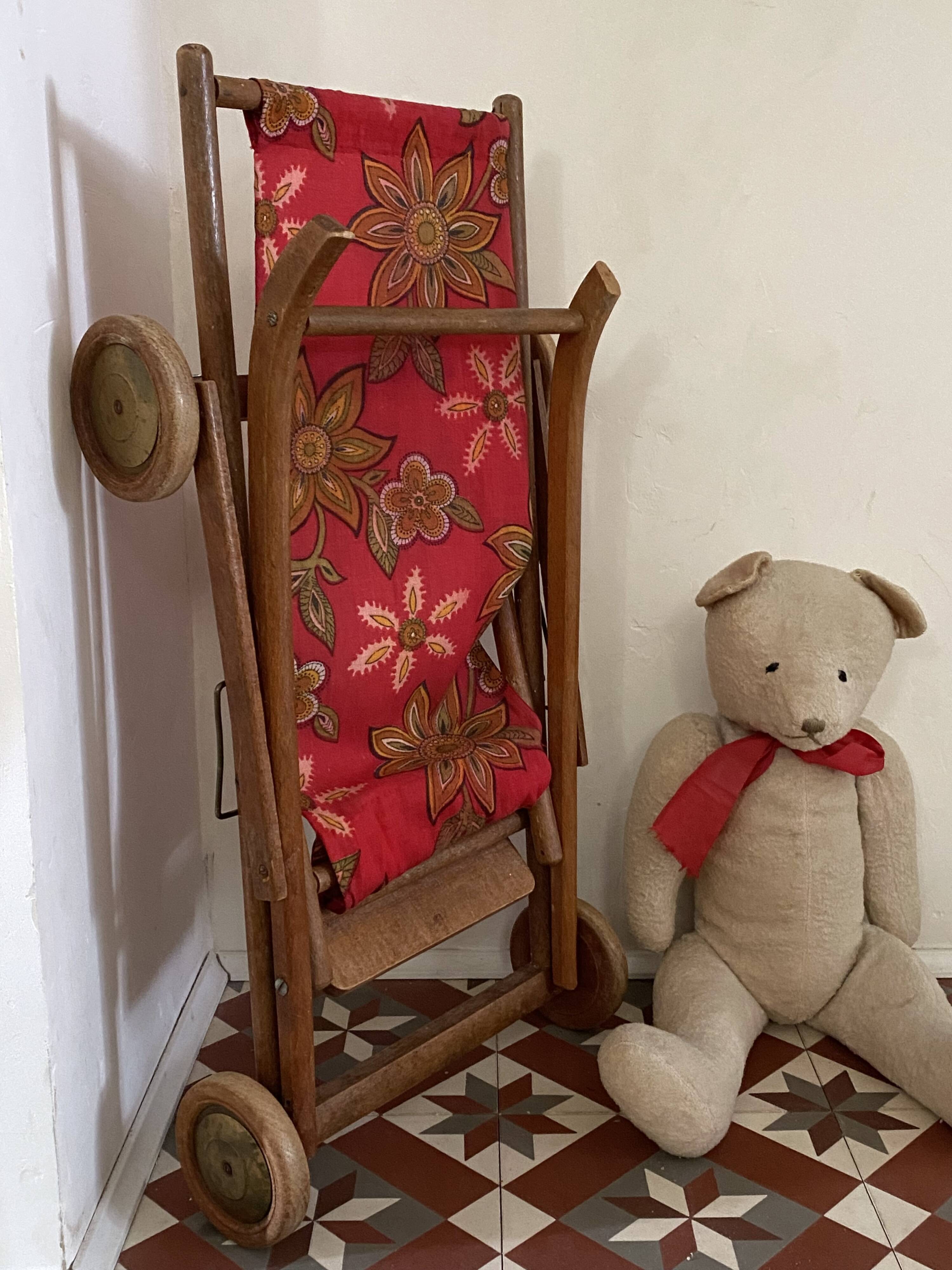 Doll pram vintage