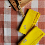 Set of 2 embroidered towels, lemonade