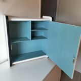 Wall cabinet