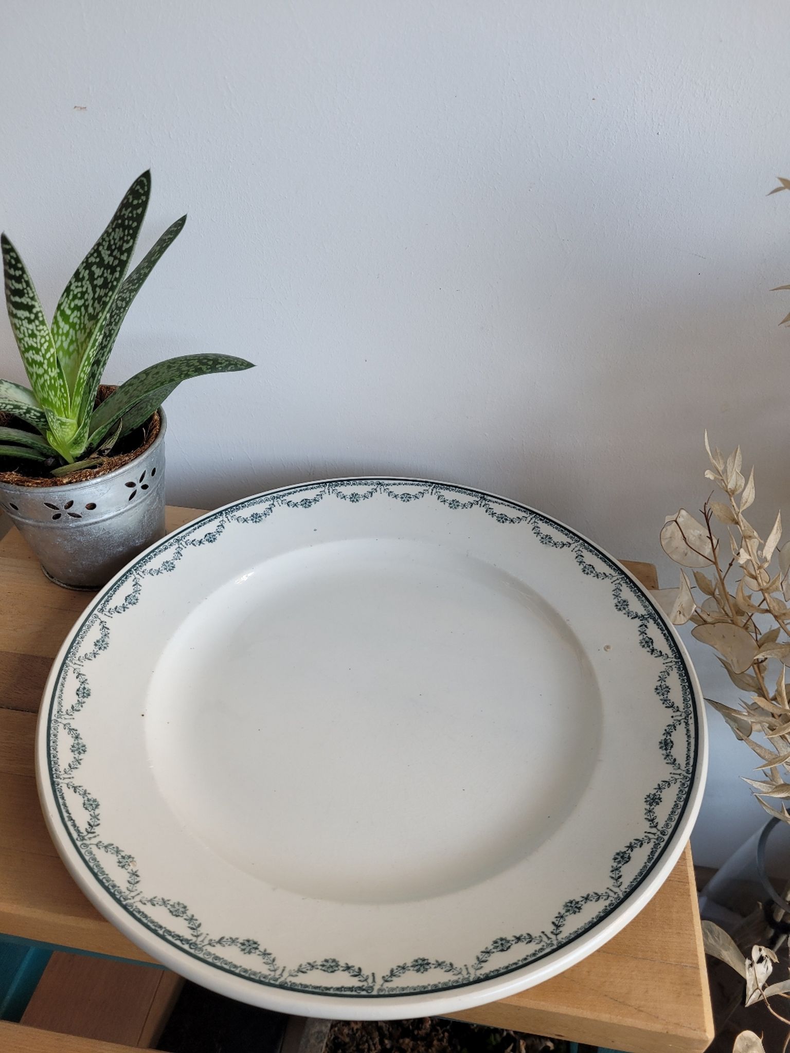 Assiette de présentation Saint Amandinoise n°6510