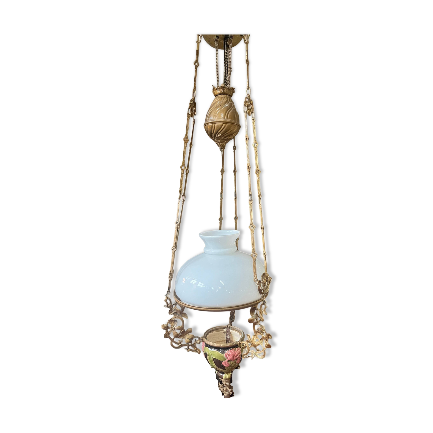 Suspension monte et baisse Art nouveau en barbotine, vers 1900