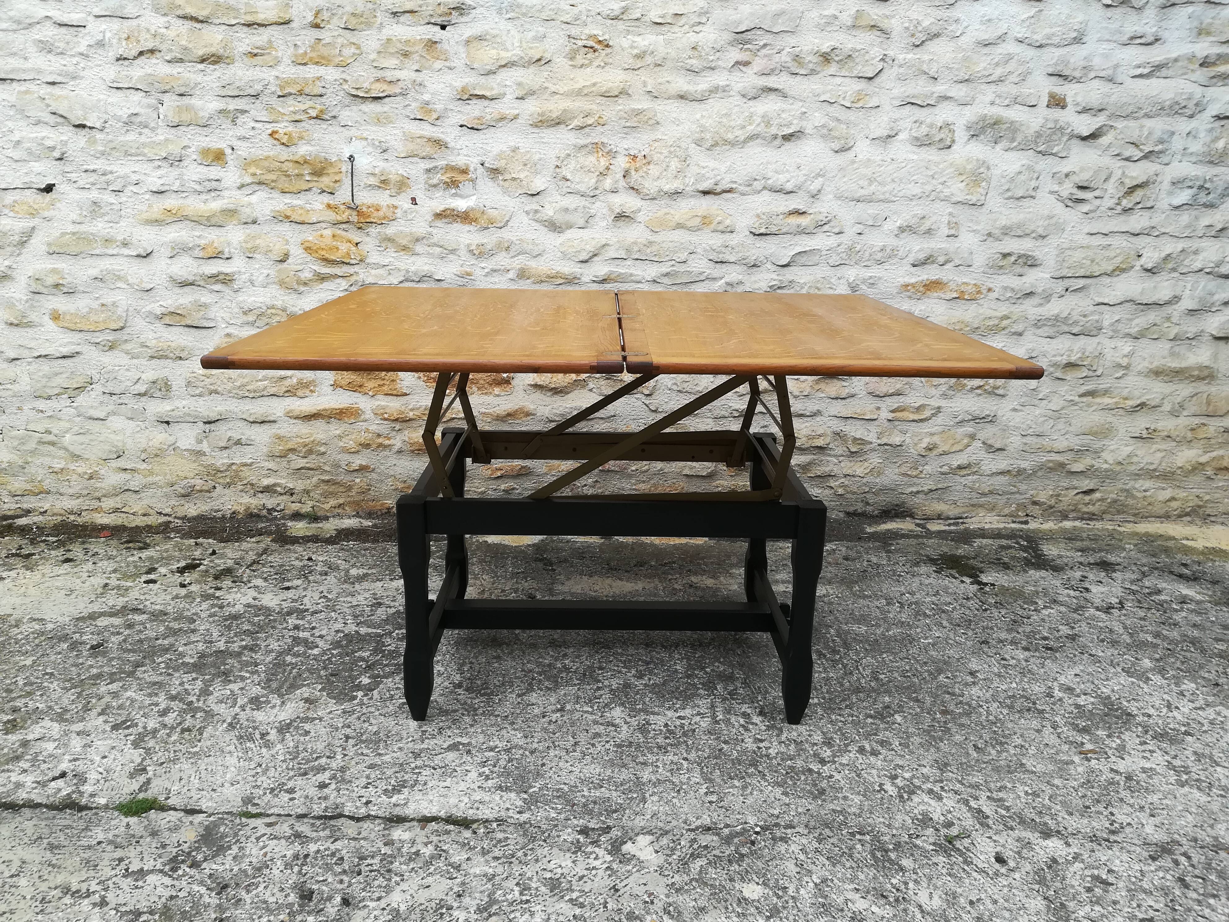 Modular oak coffee table