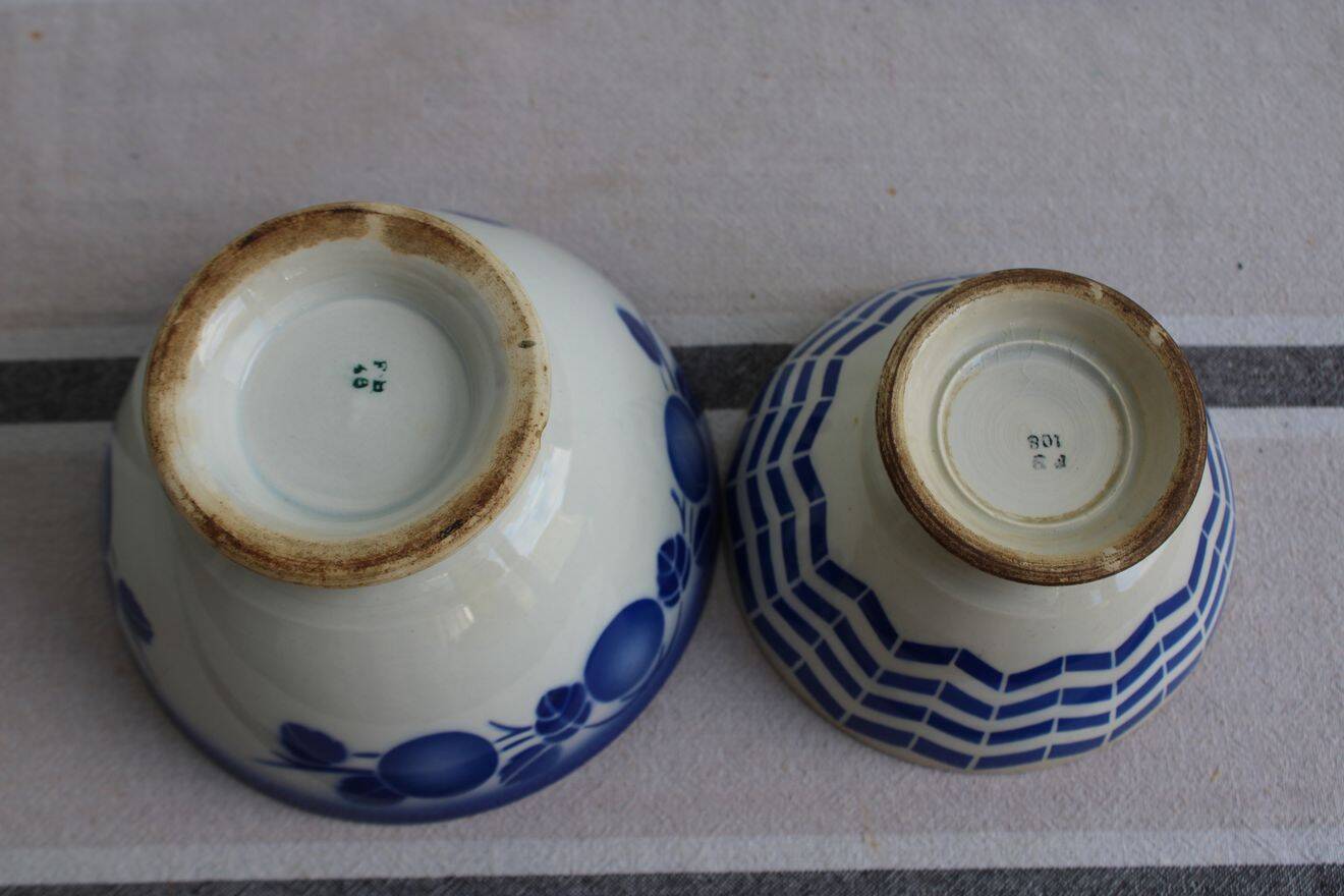 Set of 2 antique ceramic bowls