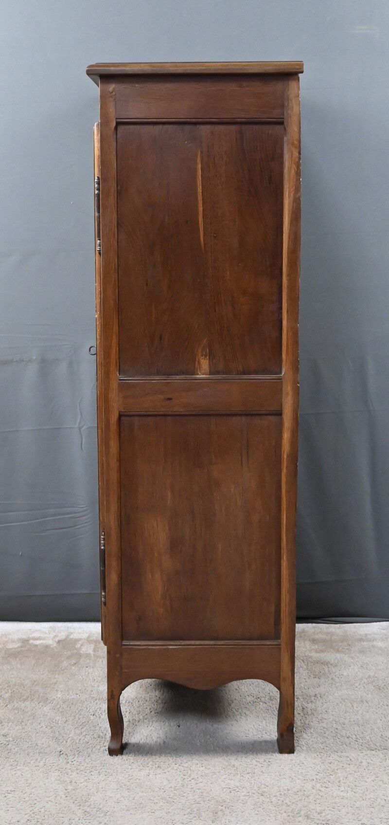 Regional standing man in solid oak – 2nd part of the 19th century