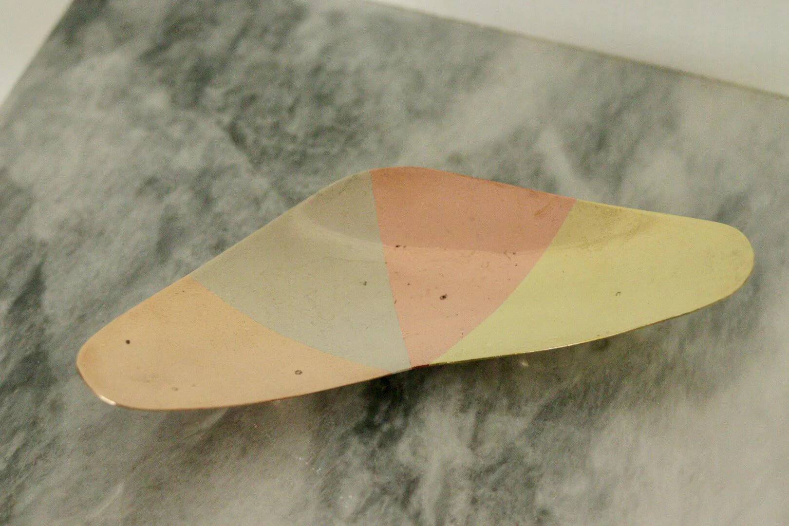 Vintage plate in mixed precious metals