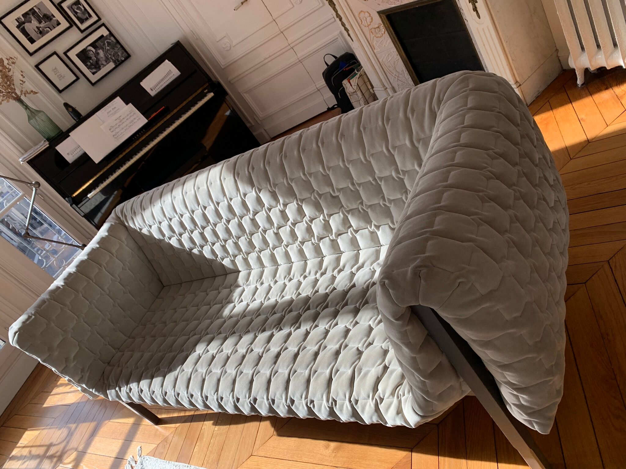 Ruche sofa by Inga Sempé Ligne Roset