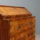 Walnut desk - Italy 18th century