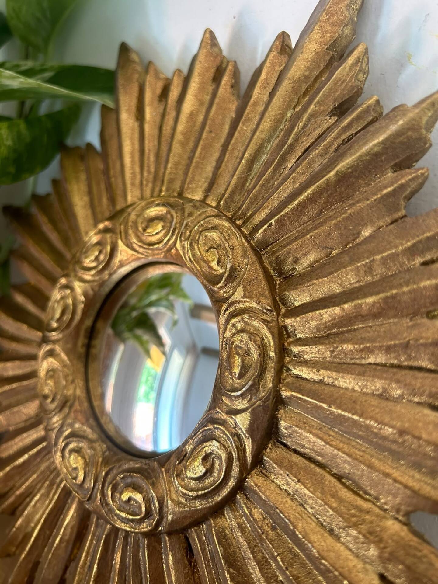 Miroir soleil doré convexe