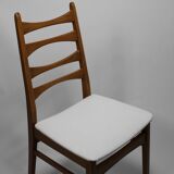 Chaise vintage hellerau en teck et skai blanc 1960 suede