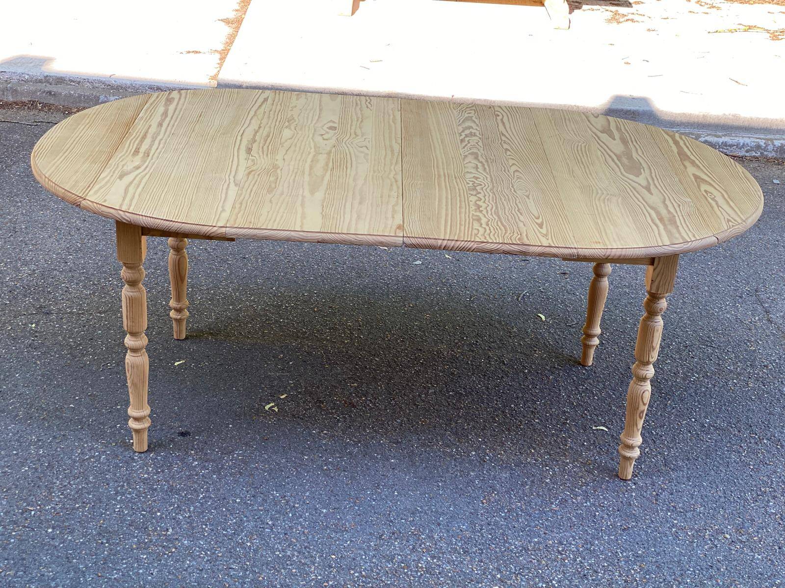 Louis Philippe extendable round dining table with shutters, renovated pine, 190cm