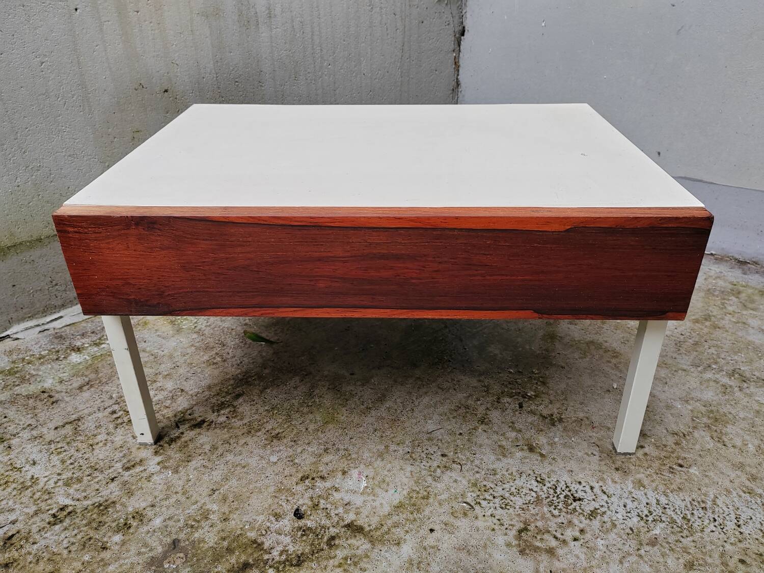 Pair of vintage 60s interlubke bedside tables.