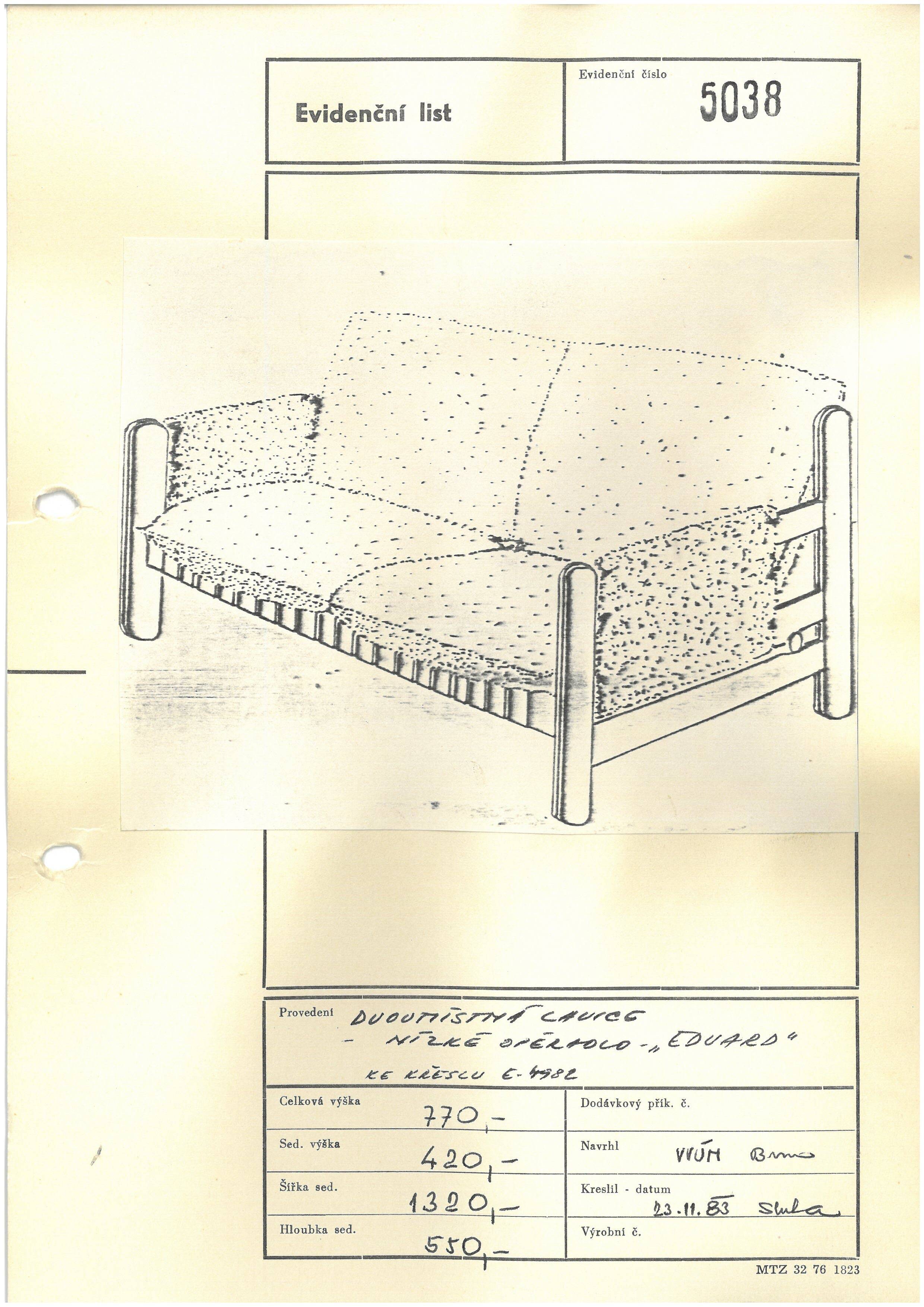 Canapé deux places en noyer et cuir par Boris Hála pour Ton, 1986