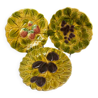Set of 3 decorative plates in Sarreguemines slip