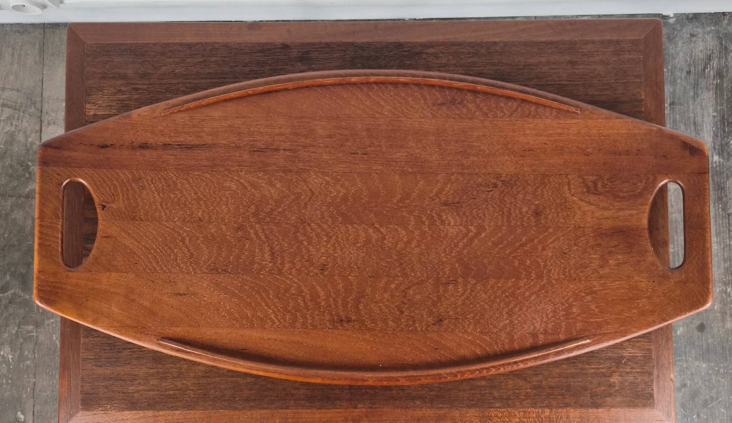 Plateau en teck petit modèle par Jens Quistgaard pour Dansk Designs, Danemark, 1960.