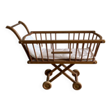 Ancien landeau en bois vintage pour enfant
