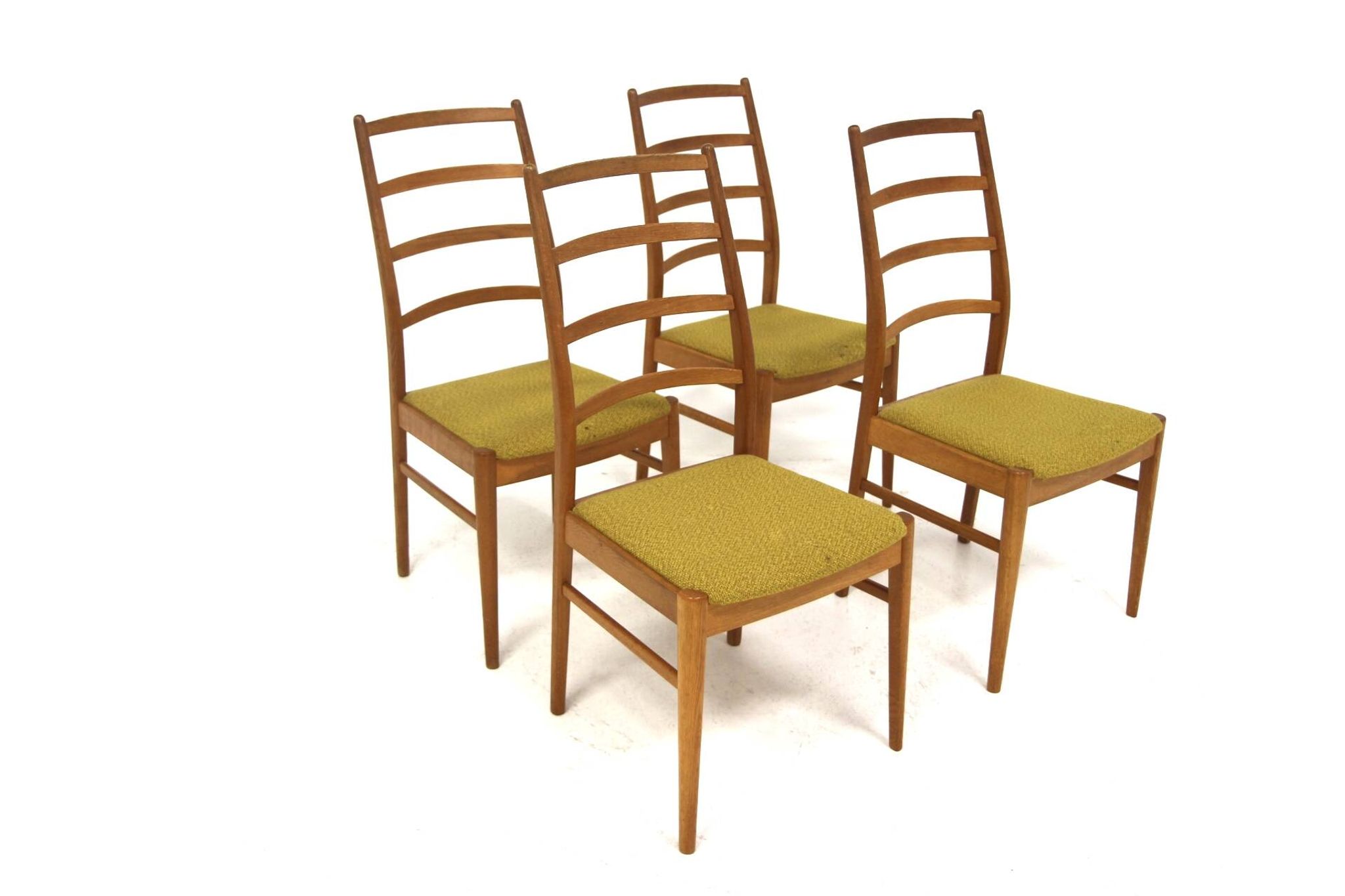 Set de 4 chaises en chêne, Nils Carlsson, Tibro, Suède, 1960