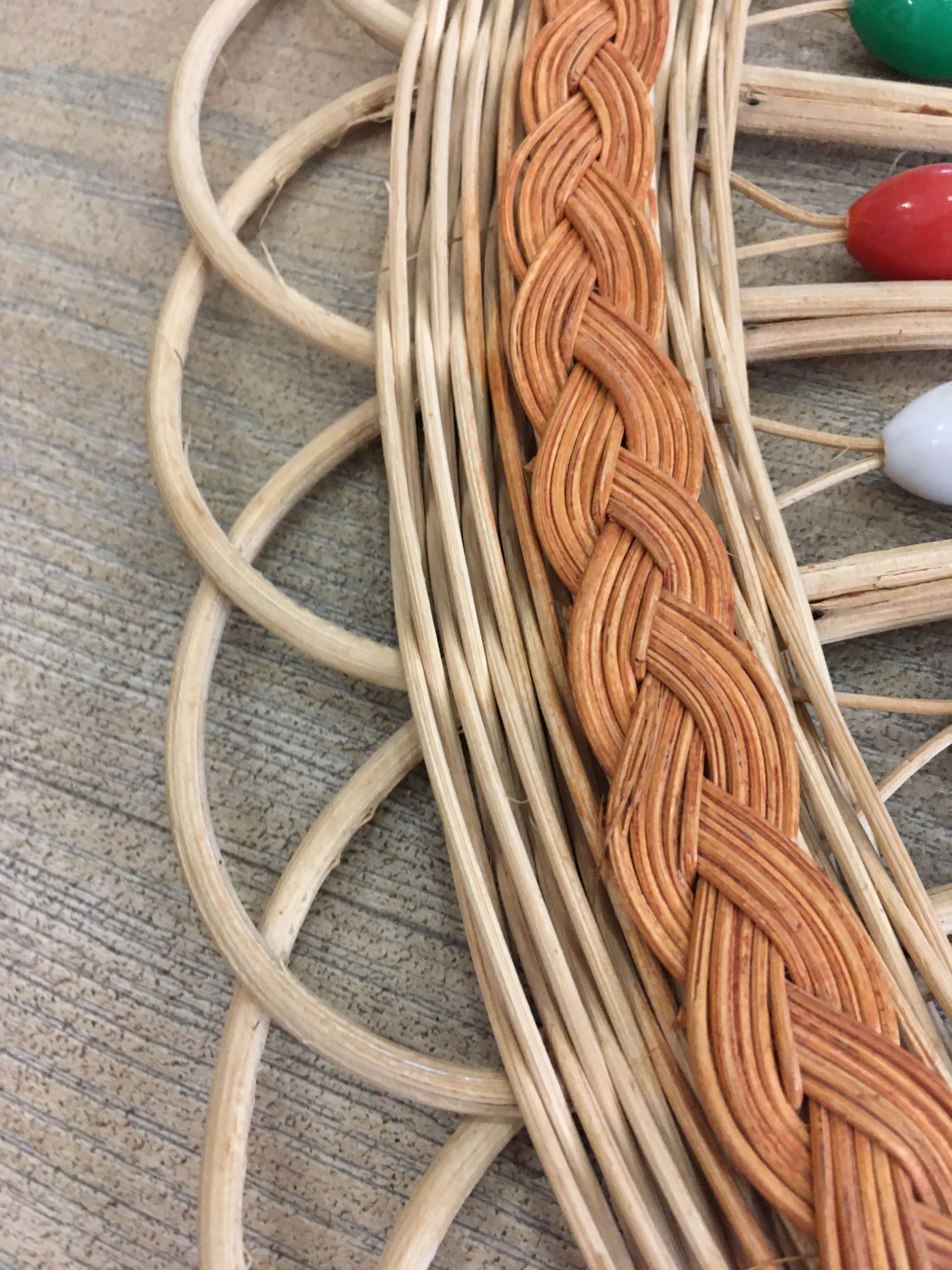 Mirror in basketry and vintage pearl